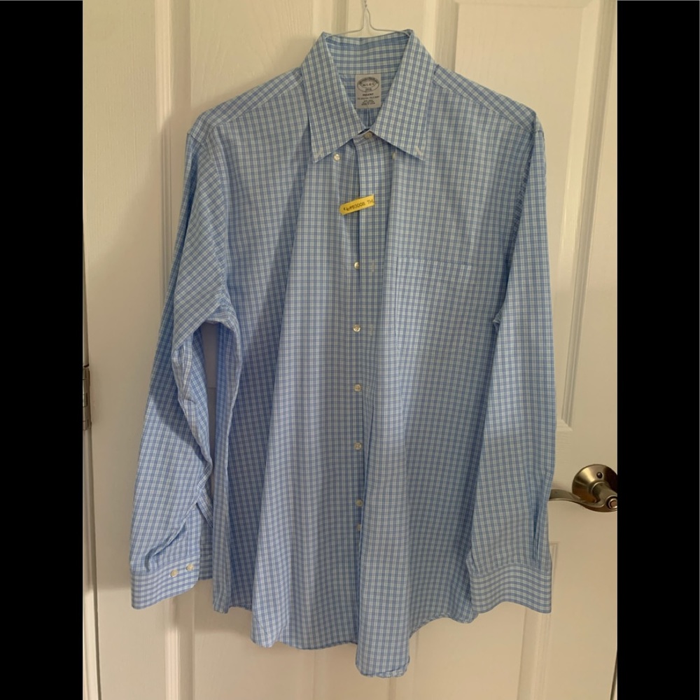 Mens Regent Brooks Brothers fit blue plaid shirt.